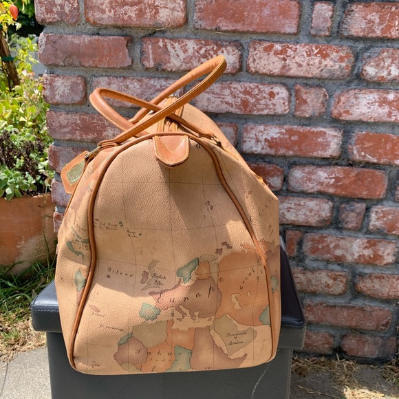 Large Vintage Gitano Map Duffel - Picture 6 of 11